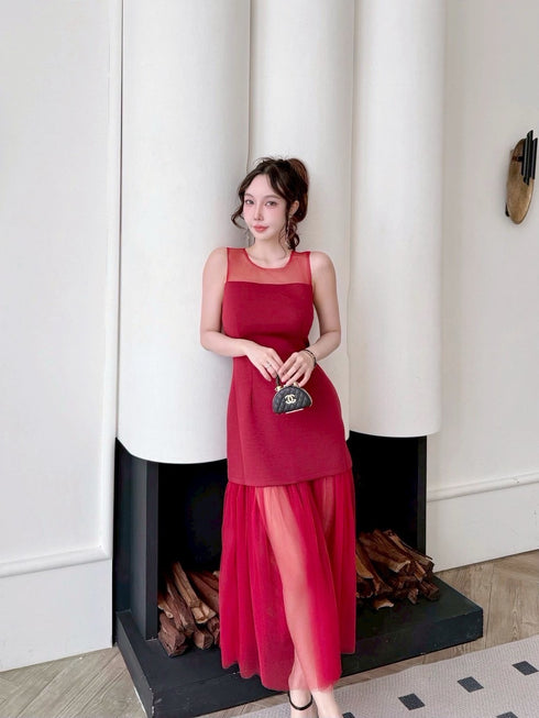 Round Neck Sleeveless Tulle Hem Dress